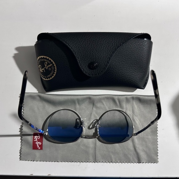 Ray-Ban Circle Grayish/Blueish Tint Sunglasses - Picture 5 of 7